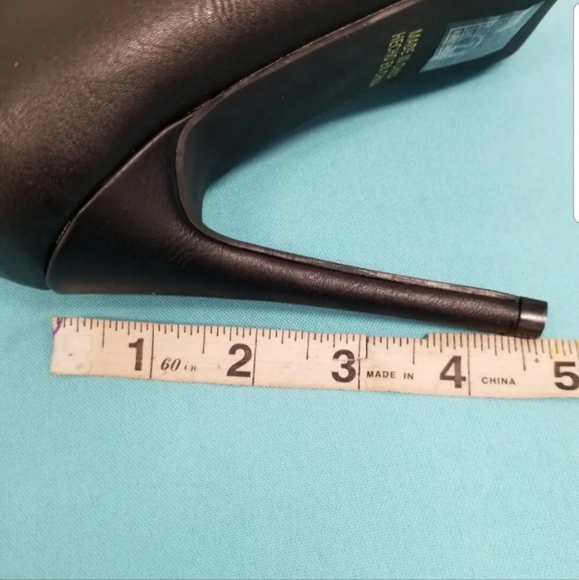 Black women's boots, high heels, various sizes synthetic leather upper - Picture 7 of 12